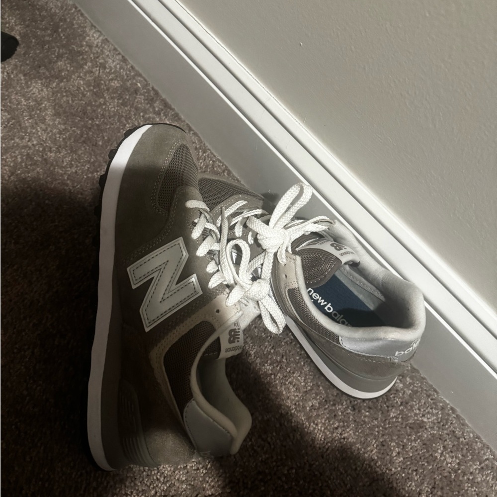 Women’s New Balance Sneakers